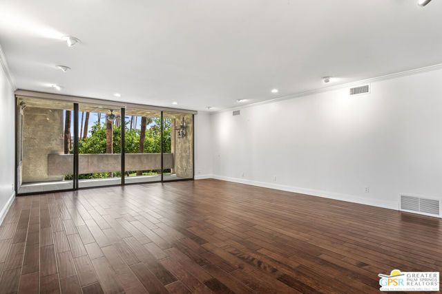 1660 S La Reina Way 1A, Palm Springs, CA 92264