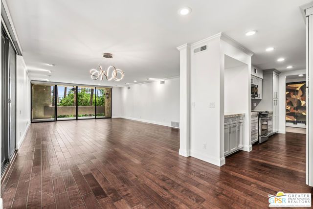 1660 S La Reina Way 1A, Palm Springs, CA 92264
