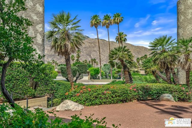 1660 S La Reina Way 1A, Palm Springs, CA 92264