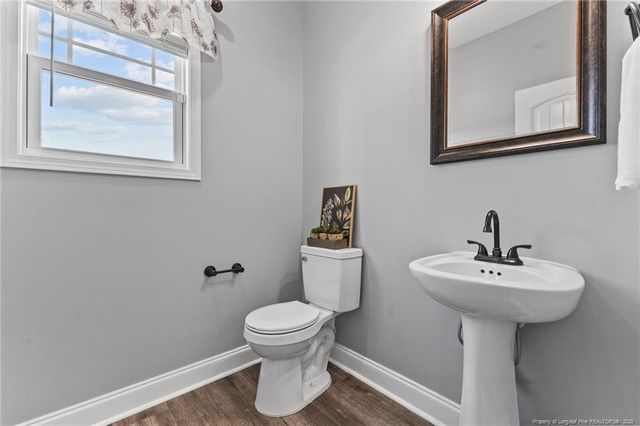 7031 Glynn Mill Farm Drive, Fayetteville, NC 28306