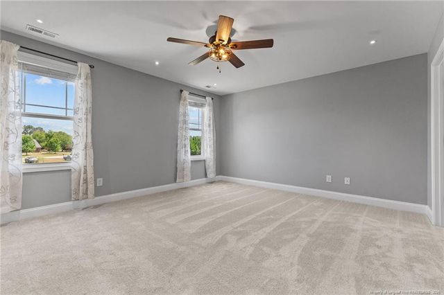 7031 Glynn Mill Farm Drive, Fayetteville, NC 28306