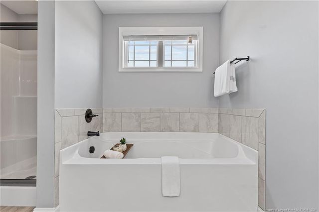 7031 Glynn Mill Farm Drive, Fayetteville, NC 28306