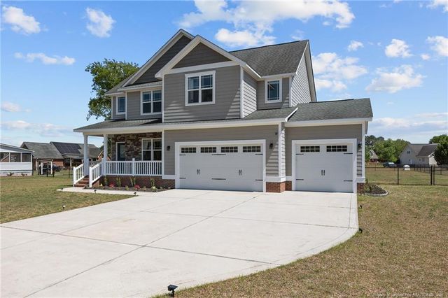 7031 Glynn Mill Farm Drive, Fayetteville, NC 28306