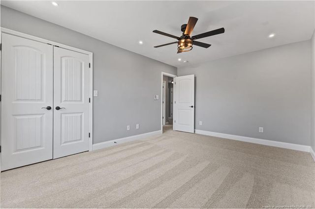 7031 Glynn Mill Farm Drive, Fayetteville, NC 28306