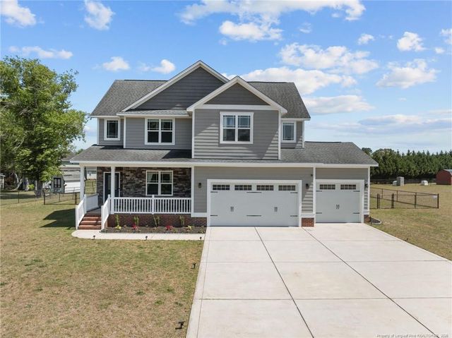 7031 Glynn Mill Farm Drive, Fayetteville, NC 28306