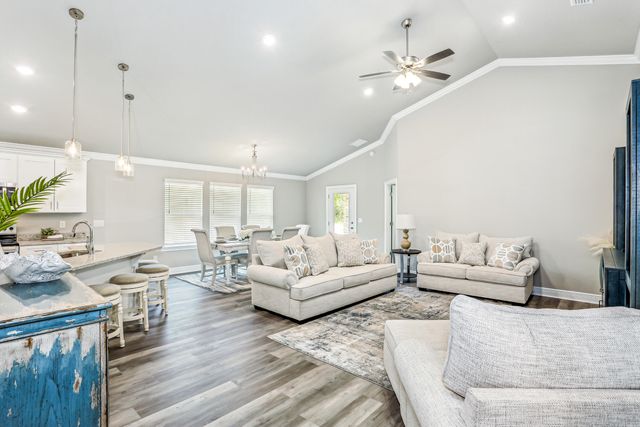 7583 Hatteras Drive, Navarre, FL 32566