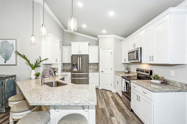 7583 Hatteras Drive, Navarre, FL 32566