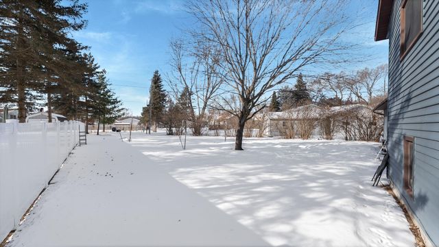 831 Cummings Lane, Saint Cloud, MN 56301