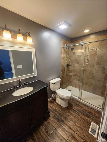 96 Fox Drive, Farmington, MO 63640