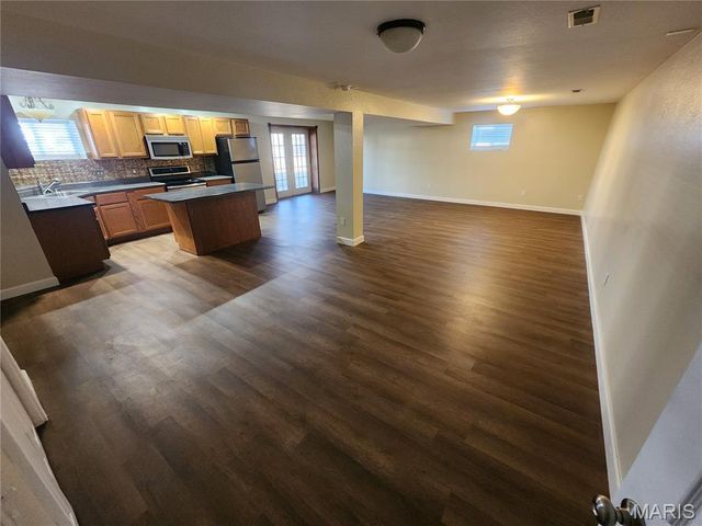 96 Fox Drive, Farmington, MO 63640