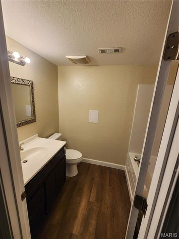 96 Fox Drive, Farmington, MO 63640