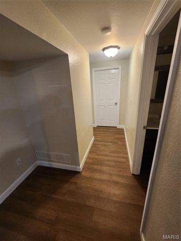 96 Fox Drive, Farmington, MO 63640