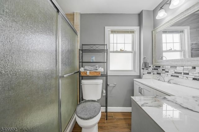 33 Beaumont Pl, Newark City, NJ 07104