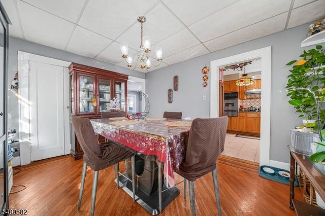 33 Beaumont Pl, Newark City, NJ 07104