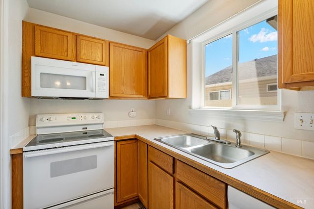 2110 Glenn Way, Caldwell, ID 83605