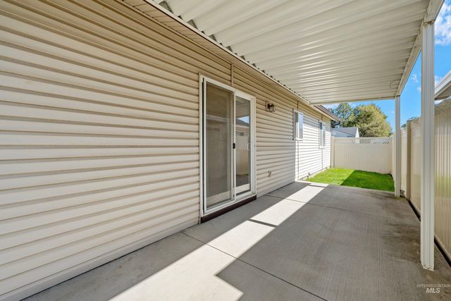 2110 Glenn Way, Caldwell, ID 83605