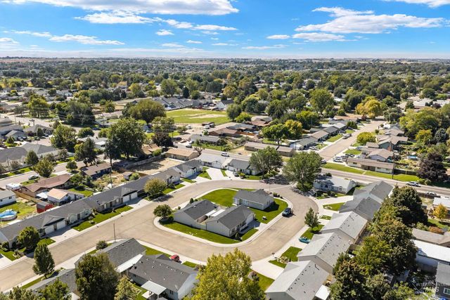 2110 Glenn Way, Caldwell, ID 83605