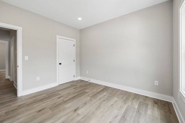 295 Meadow Dr, Gordonsville, TN 38563