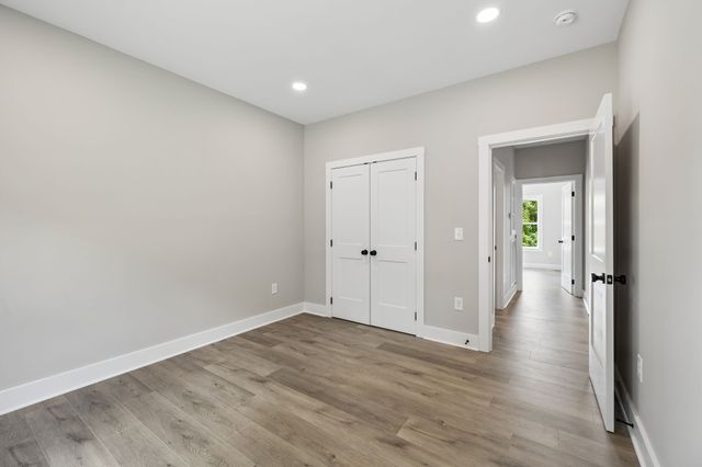 295 Meadow Dr, Gordonsville, TN 38563
