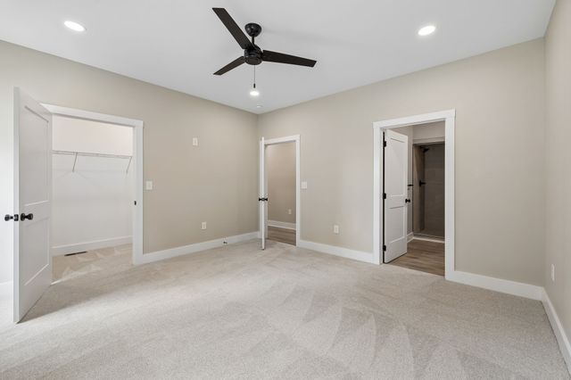 295 Meadow Dr, Gordonsville, TN 38563