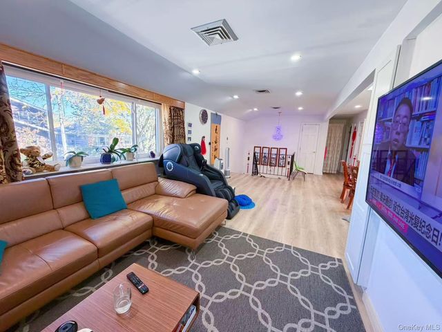 157-14 20TH Road, Whitestone, NY 11357