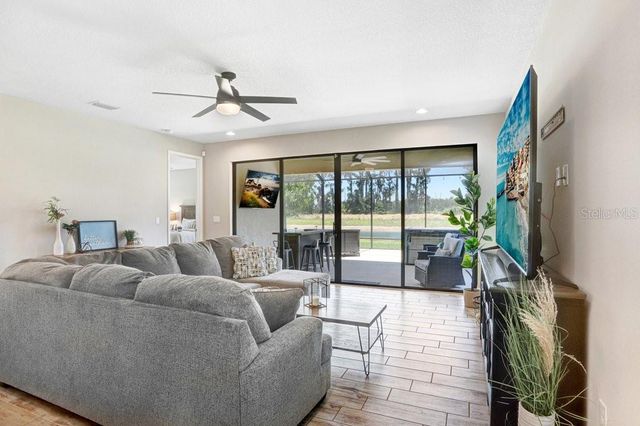 14828 PADDOCK POND AVENUE, Lithia, FL 33547