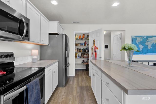 1629 N Bisque Ave, Kuna, ID 83634