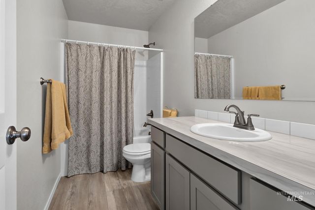 1629 N Bisque Ave, Kuna, ID 83634