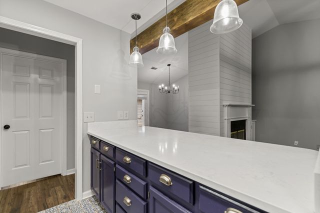 817 Beazer Ln, Antioch, TN 37013
