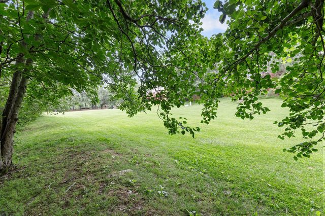817 Beazer Ln, Antioch, TN 37013