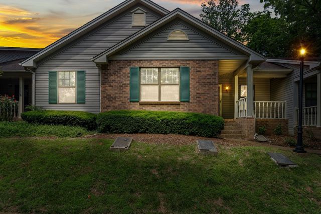 817 Beazer Ln, Antioch, TN 37013