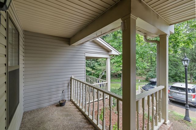 817 Beazer Ln, Antioch, TN 37013