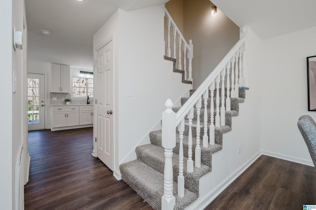 699 OLDE TOWNE CIRCLE, Alabaster, AL 35007