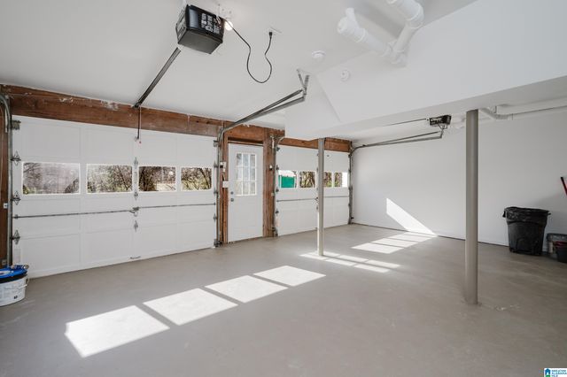 699 OLDE TOWNE CIRCLE, Alabaster, AL 35007