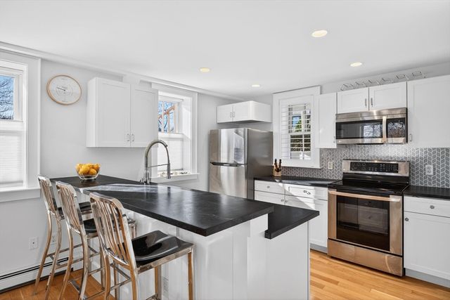 23 Bradford Street Unit 1, Provincetown, MA 02657