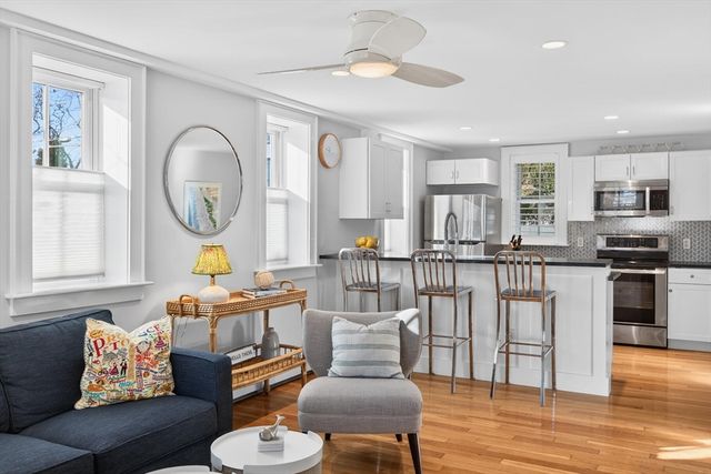 23 Bradford Street Unit 1, Provincetown, MA 02657