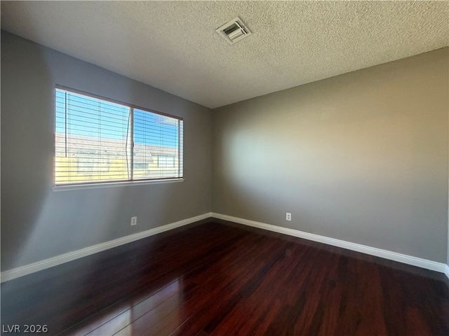 6207 Meadow Brook Lane, Las Vegas, NV 89103