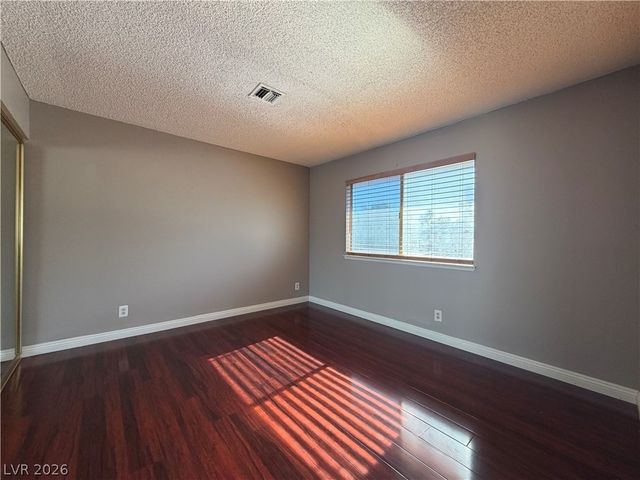 6207 Meadow Brook Lane, Las Vegas, NV 89103
