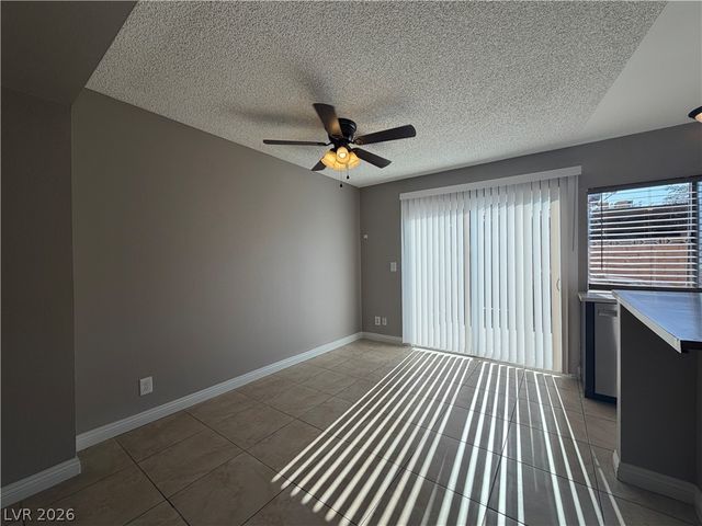 6207 Meadow Brook Lane, Las Vegas, NV 89103