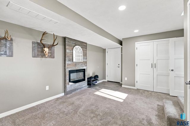 3901 N Longview Ave Avenue, Sioux Falls, SD 57107