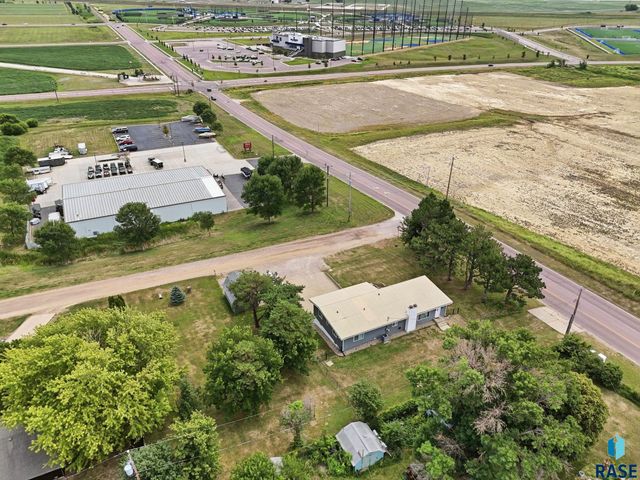 3901 N Longview Ave Avenue, Sioux Falls, SD 57107