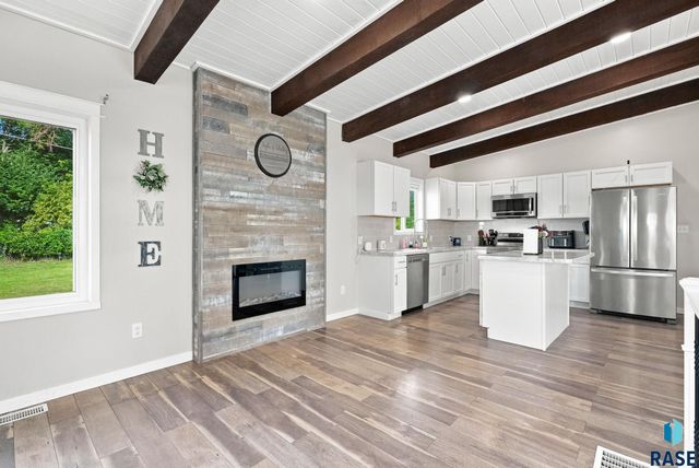 3901 N Longview Ave Avenue, Sioux Falls, SD 57107