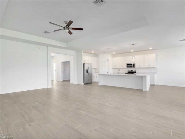 10907 Timber Creek DR, Fort Myers, FL 33913