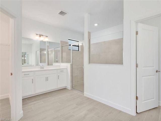 10907 Timber Creek DR, Fort Myers, FL 33913