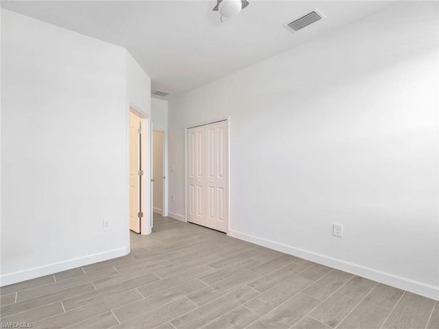 10907 Timber Creek DR, Fort Myers, FL 33913