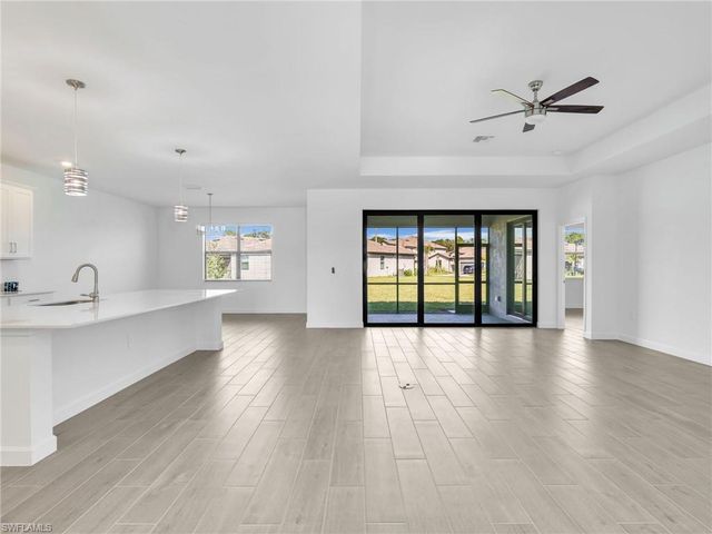 10907 Timber Creek DR, Fort Myers, FL 33913