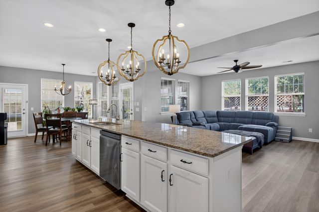2209 Pimlico Drive, Ridgeville, SC 29472