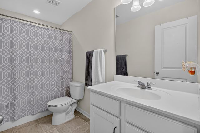 2209 Pimlico Drive, Ridgeville, SC 29472