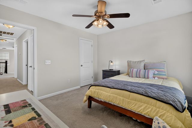 2209 Pimlico Drive, Ridgeville, SC 29472