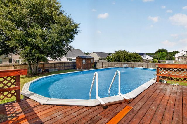 2209 Pimlico Drive, Ridgeville, SC 29472